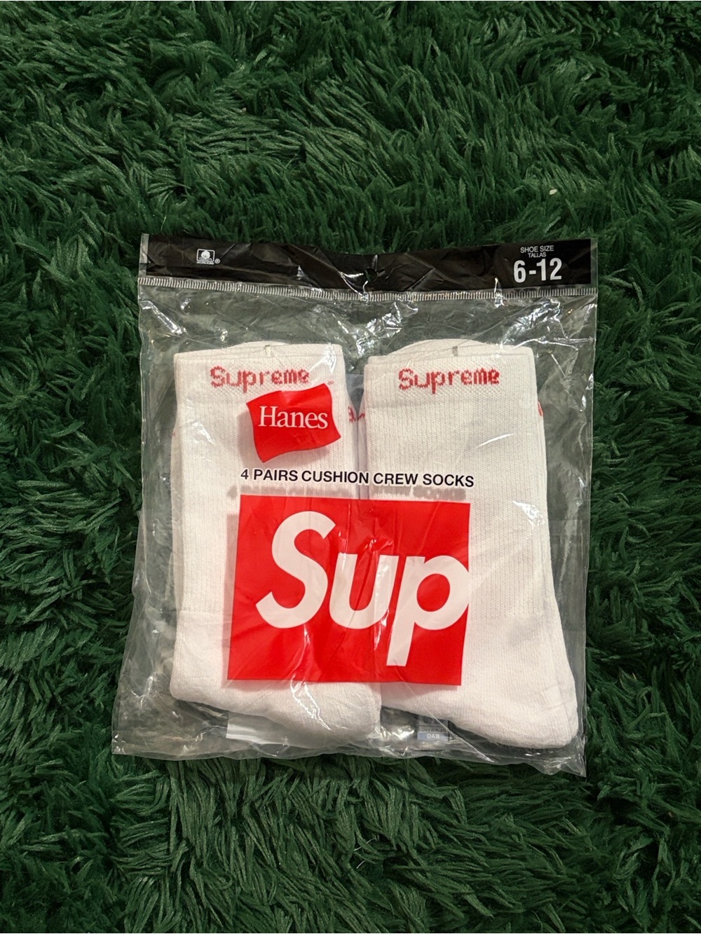 Hanes x Supreme White Cushion Crew Socks - 4 Pack